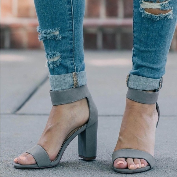 My Delicious Shoes Elton Heeled Sandal Taupe Grey Size 8 Faux Leather - Picture 1 of 11